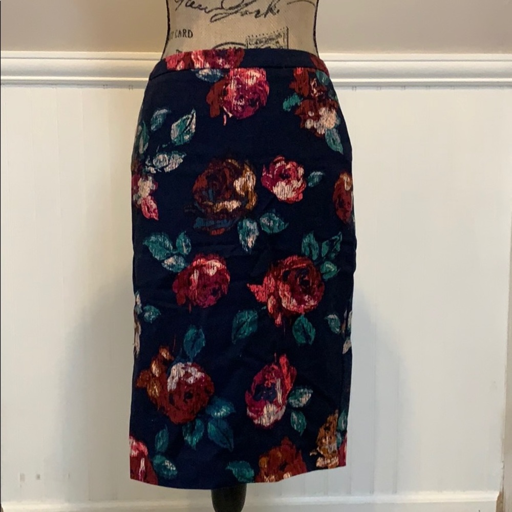 ⭐️ 7 for $25⭐️ Floral Skirt